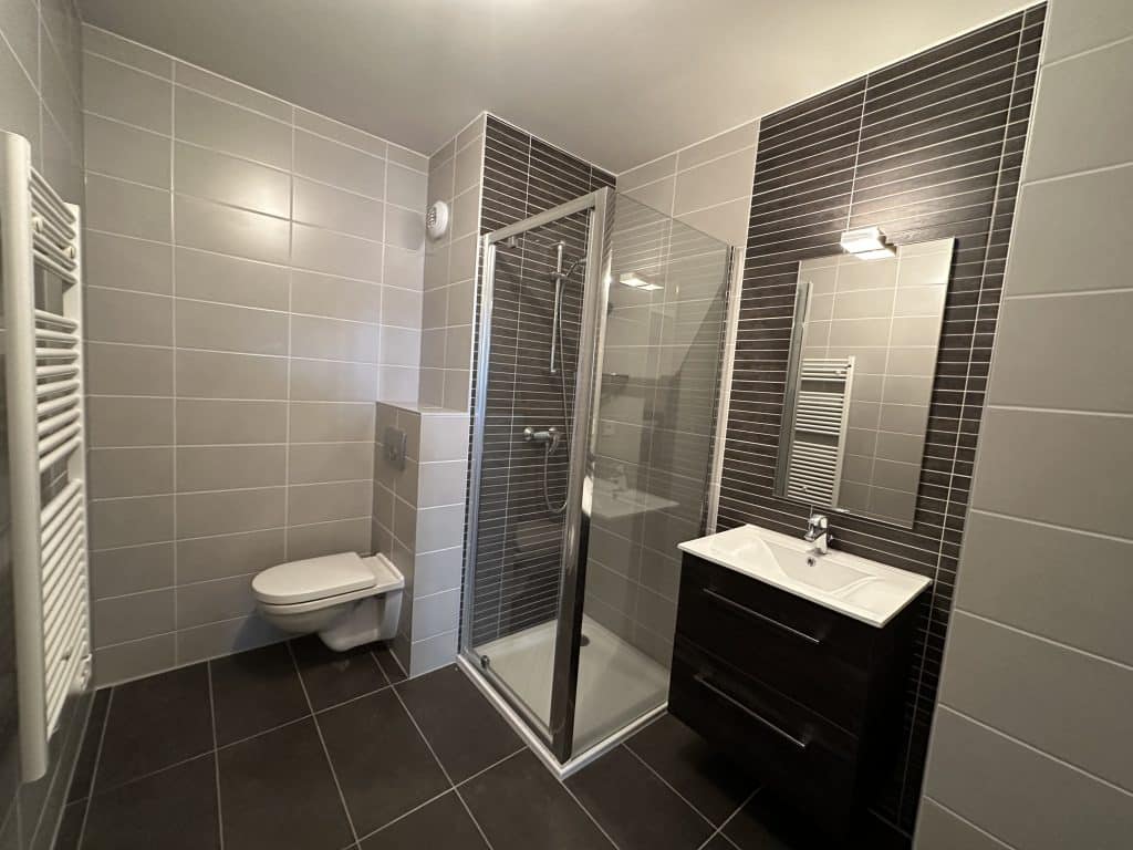 Vente T4 Chatel Village Appartement Moderne Terrasse Proche Centre Douche Grande Salle De Bain